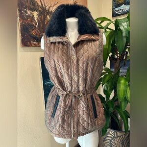 EUC Casual Identity  women’s M faux fur collar insulated vest Bronze